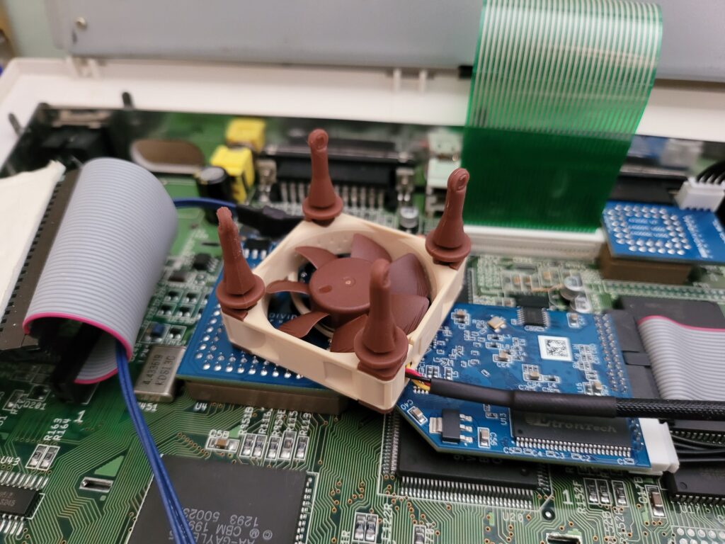 Amiga Active Cooling Fan
