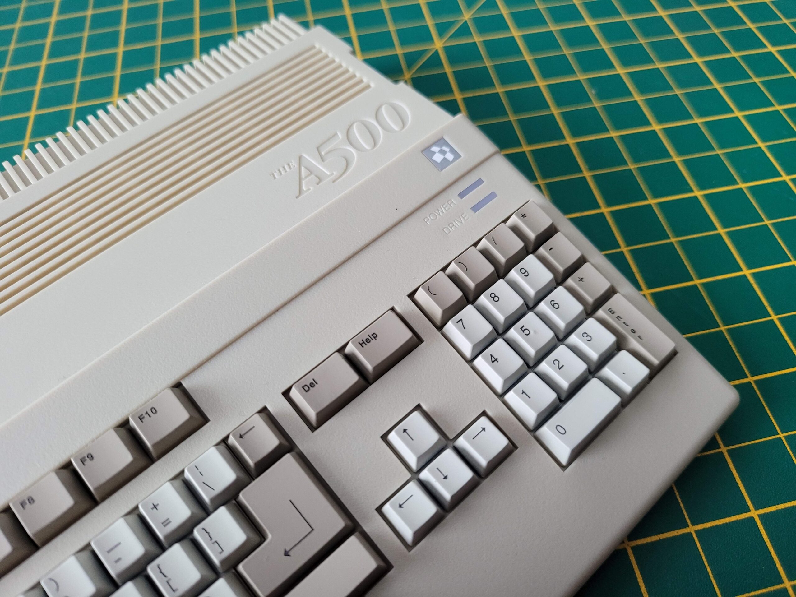 THEA500 Mini REVIEW & How To! Is the NEW AMIGA amazing?