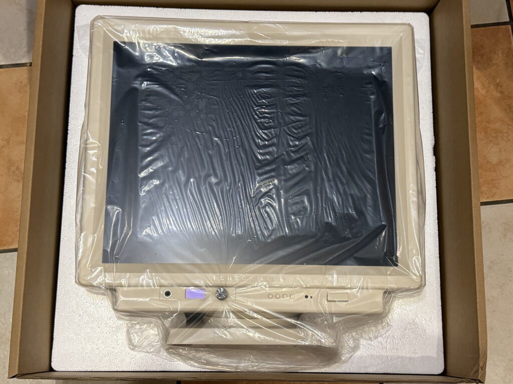 Checkmate Retro Monitor